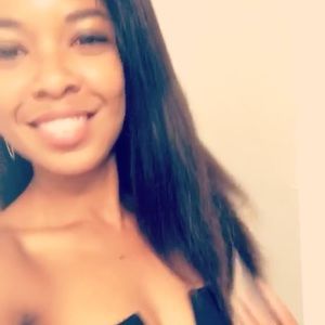 Meet your Posher, Katelyn